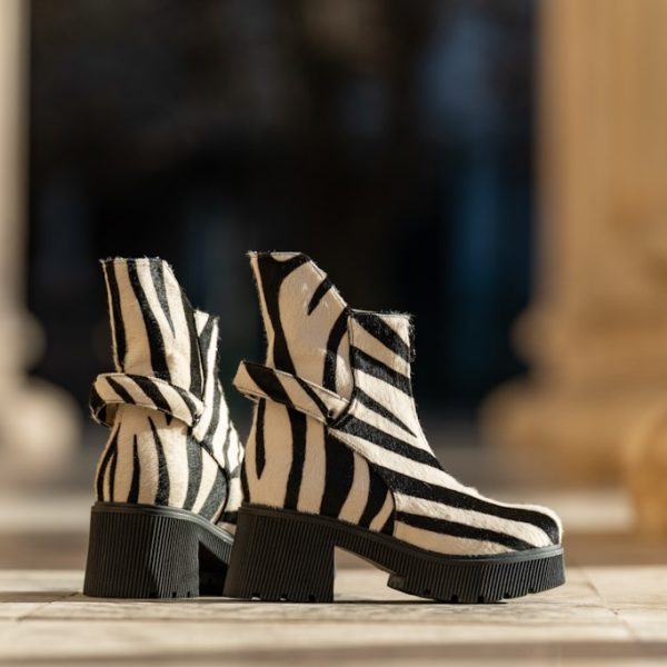 Ghete Dama din Piele Naturala Lelia Zebra CONDUR by alexandru 1