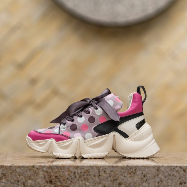 Athleisure Dots - imagine 3