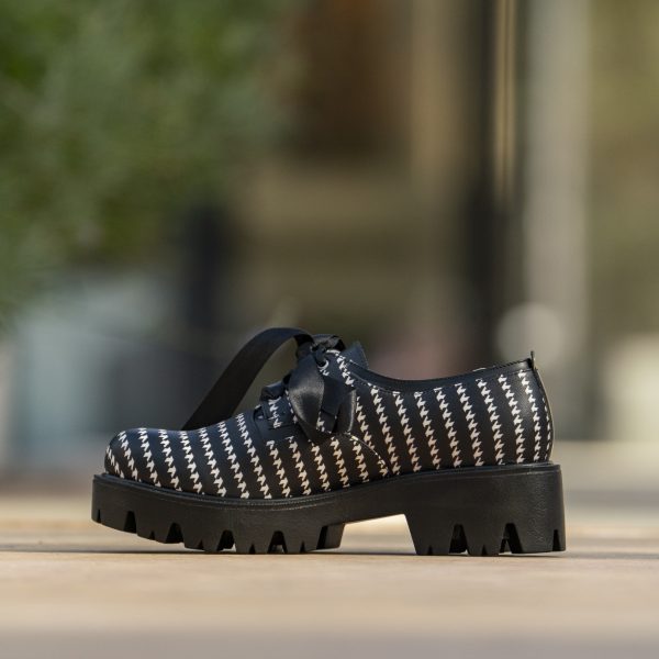 Pantofi Dama cu Siret Renate Alb cu Negru CONDUR by alexandru 3
