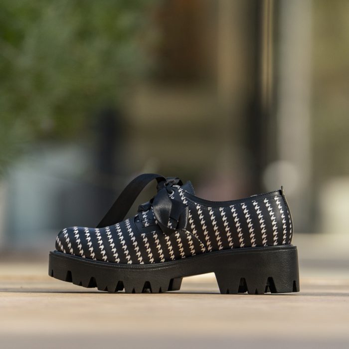 Pantofi Dama cu Siret Renate Alb cu Negru CONDUR by alexandru 3